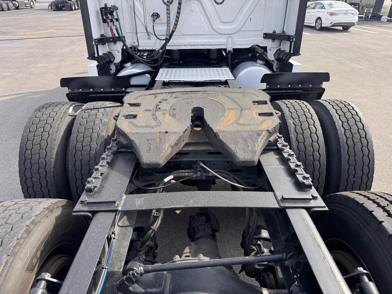 Freightliner Cascadia  2023