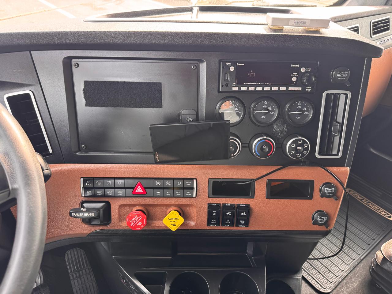 Freightliner Cascadia  2023