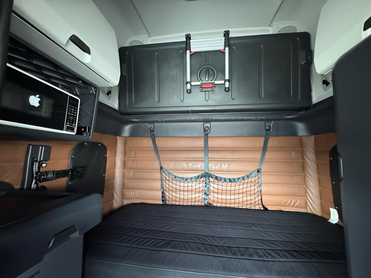 Freightliner Cascadia  2023