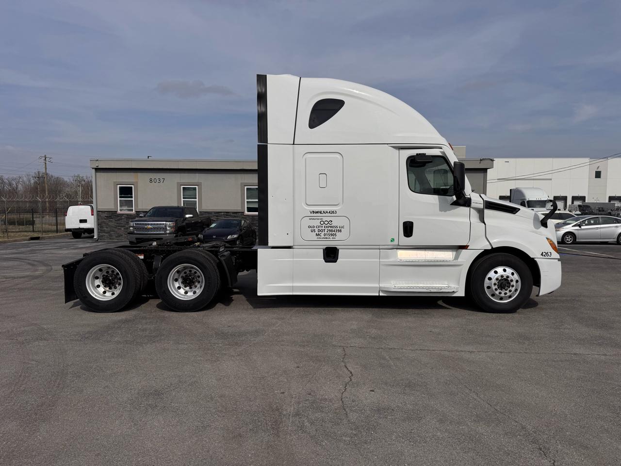 Freightliner Cascadia  2022
