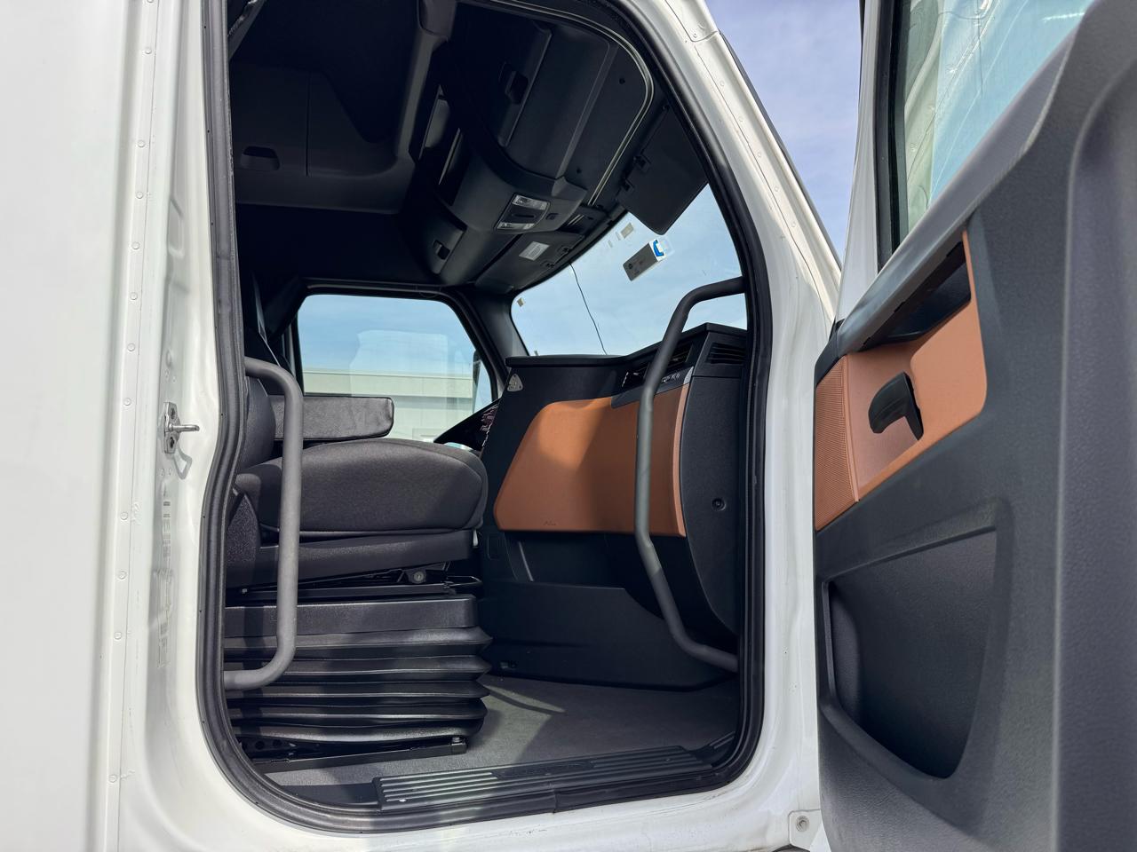 Freightliner Cascadia  2022