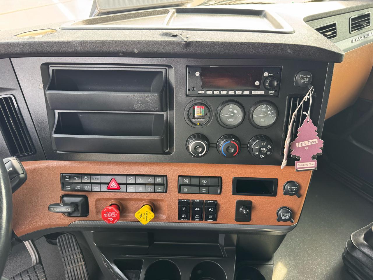 Freightliner Cascadia  2022