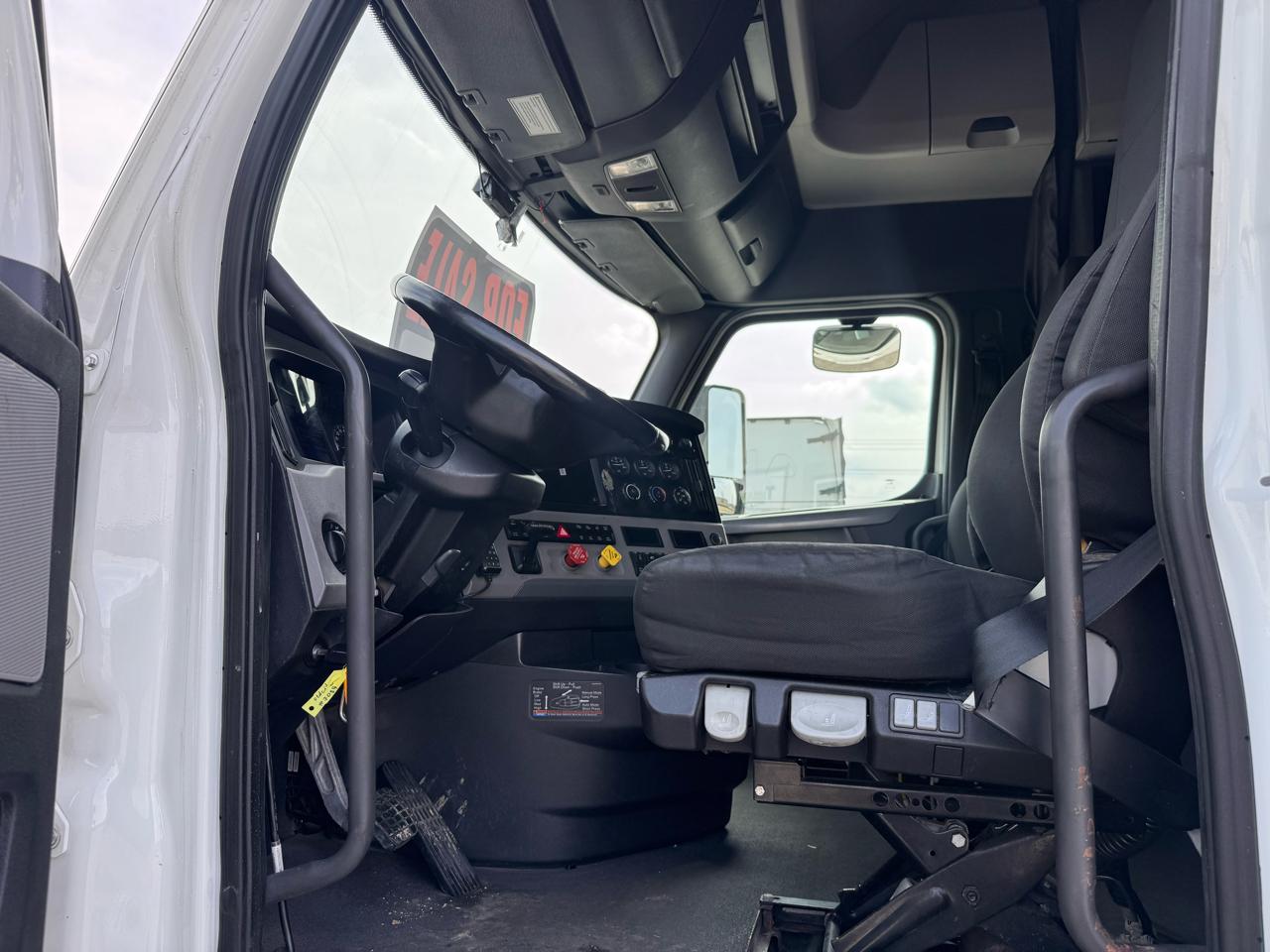 Freightliner Cascadia  2022