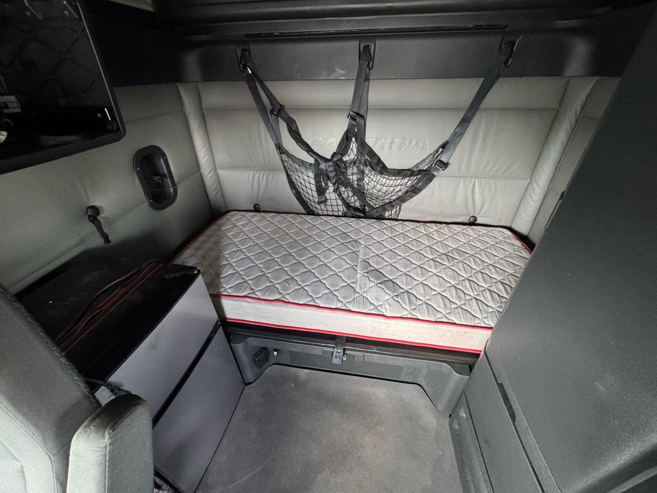 Freightliner Cascadia  2022