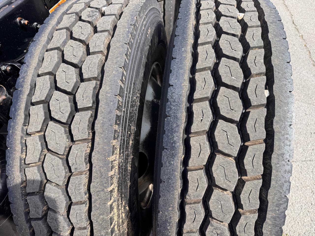 Freightliner Cascadia  2022