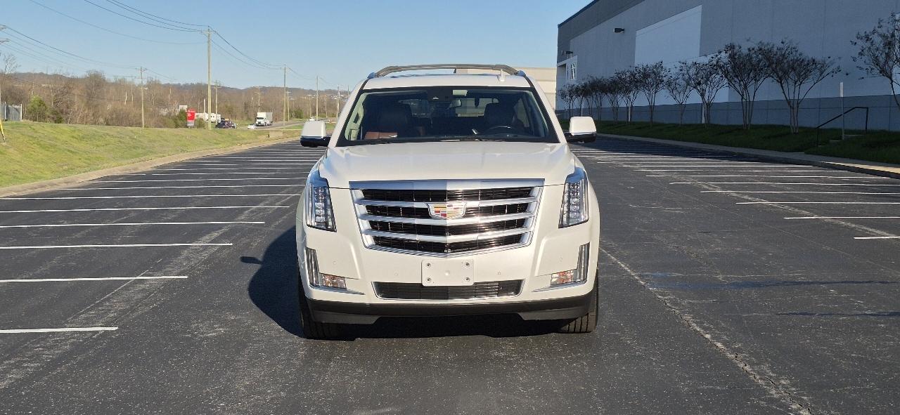 Cadillac Escalade Luxury 4WD 2017