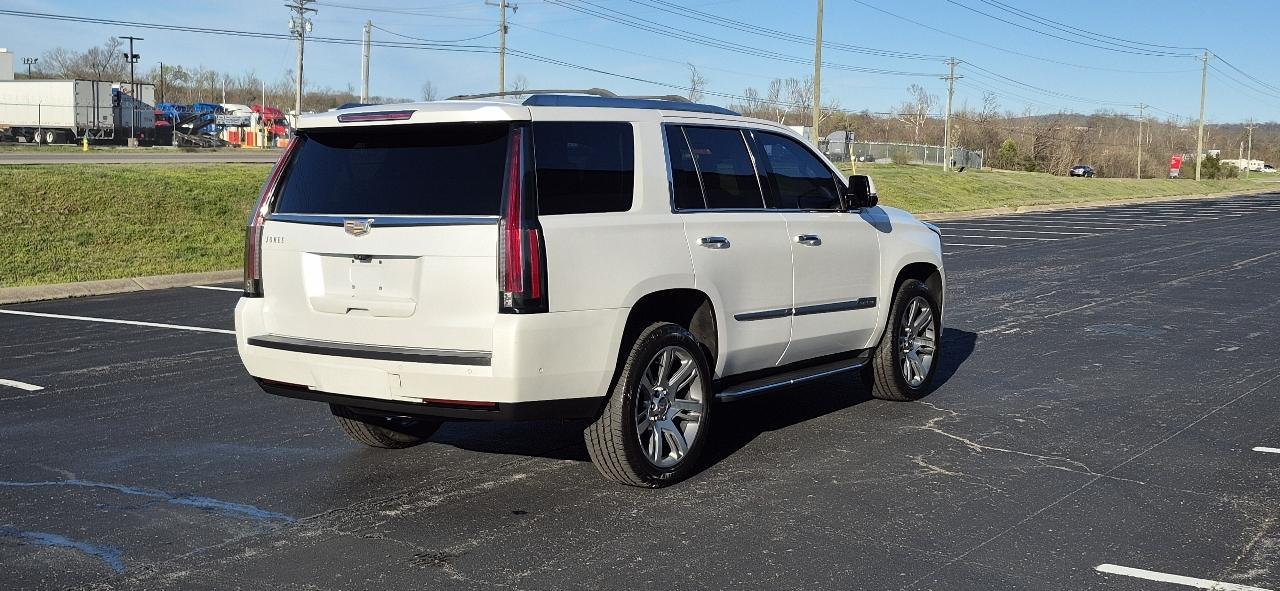 Cadillac Escalade Luxury 4WD 2017