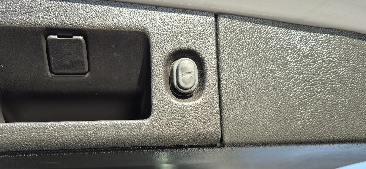 Cadillac Escalade Luxury 4WD 2017