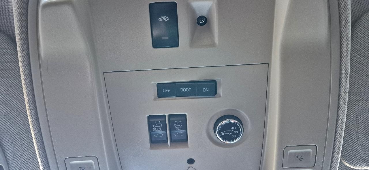 Cadillac Escalade Luxury 4WD 2017