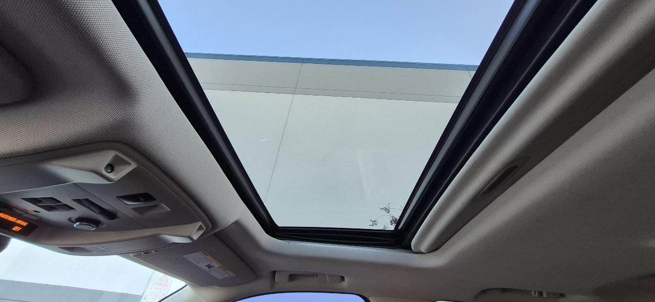 Cadillac Escalade Luxury 4WD 2017