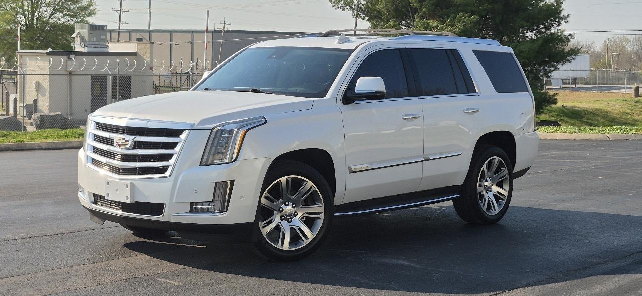 Cadillac Escalade Luxury 4WD 2017