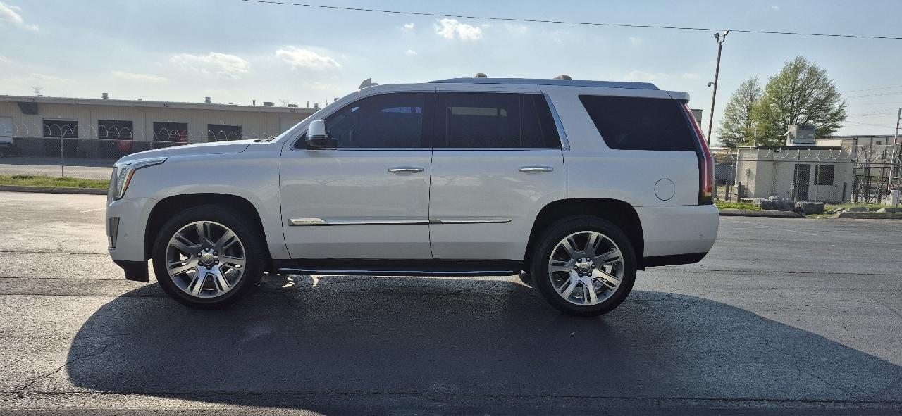 Cadillac Escalade Luxury 4WD 2017