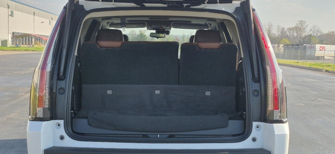 Cadillac Escalade Luxury 4WD 2017