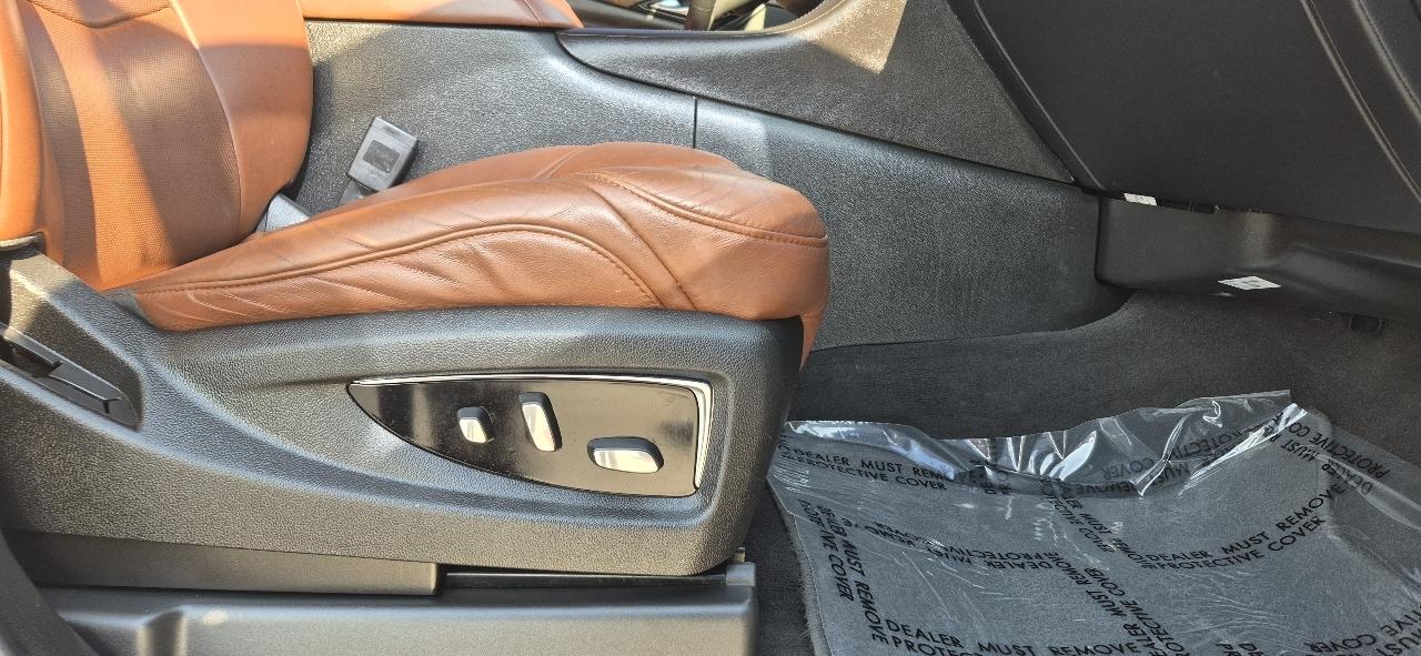 Cadillac Escalade Luxury 4WD 2017