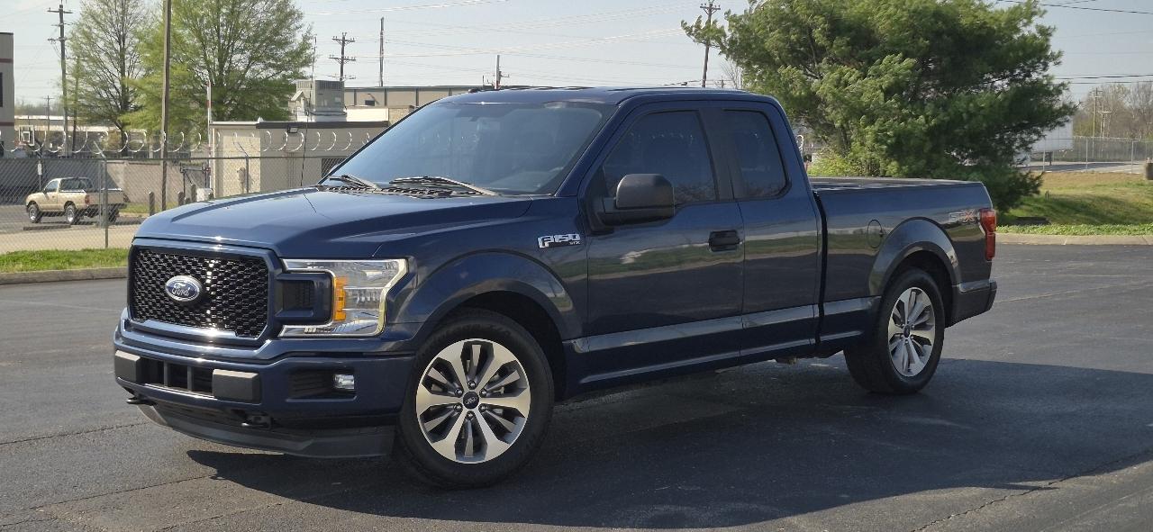 Ford F-150 4WD SuperCrew 145" STX 2018