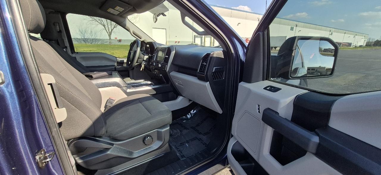 Ford F-150 4WD SuperCrew 145" STX 2018