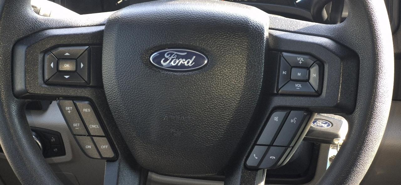 Ford F-150 4WD SuperCrew 145" STX 2018