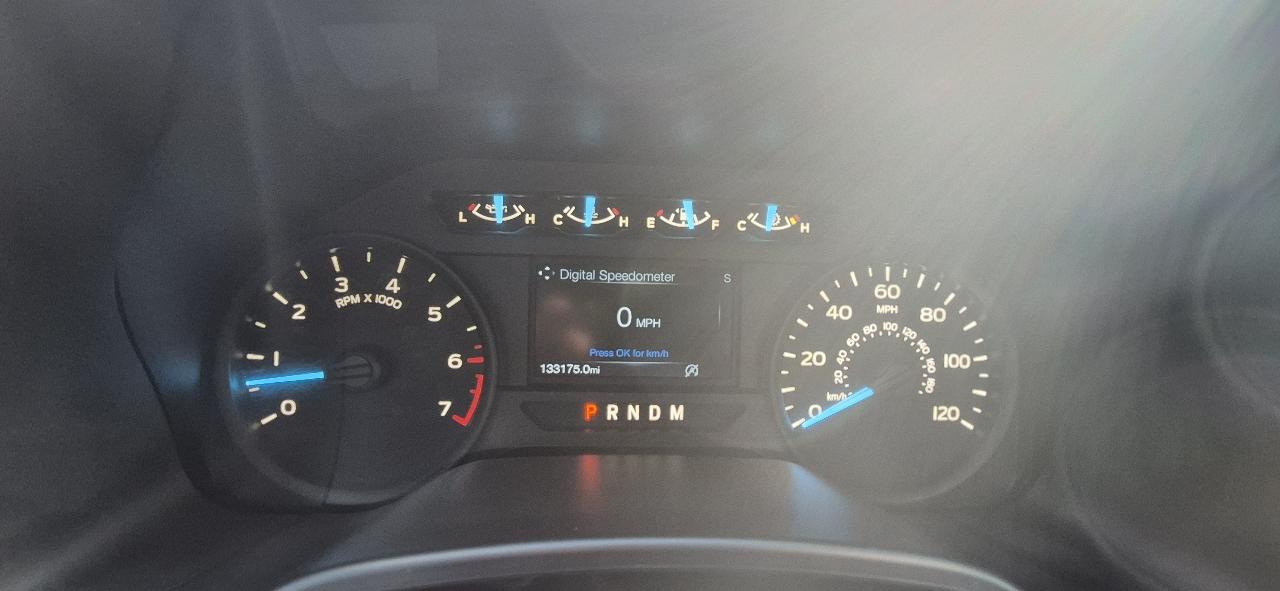 Ford F-150 4WD SuperCrew 145" STX 2018