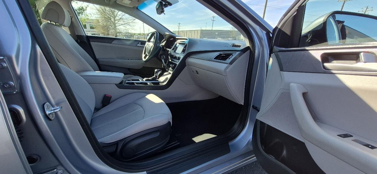 Hyundai Sonata SE 2016