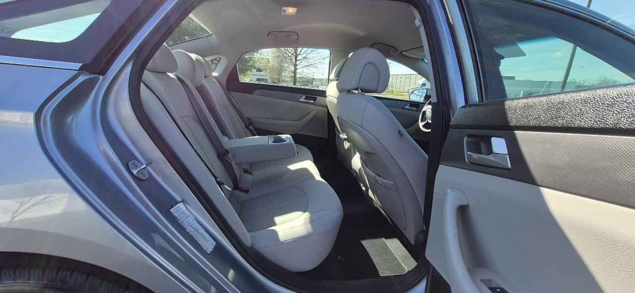 Hyundai Sonata SE 2016