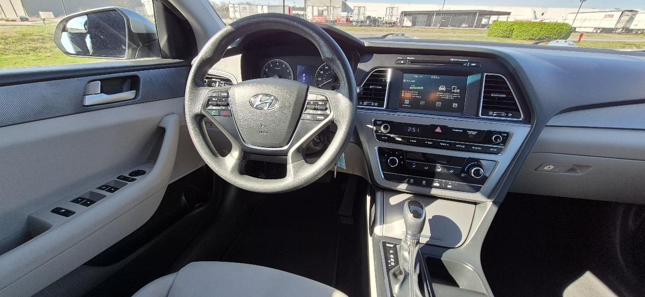 Hyundai Sonata SE 2016