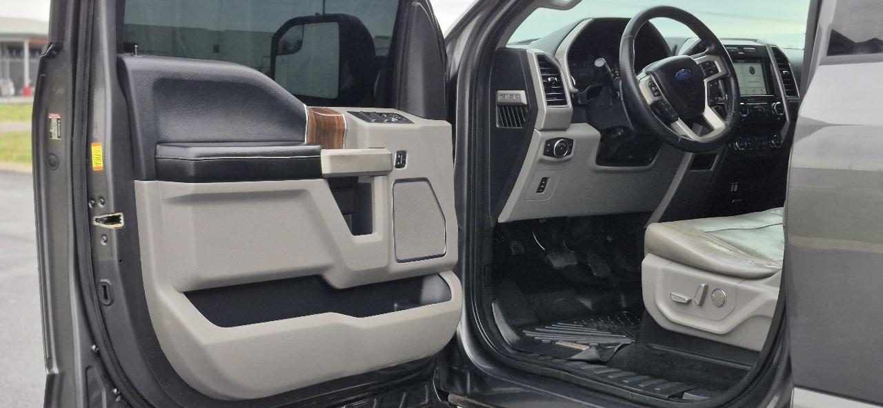 Ford F-150 Lariat SuperCrew 6.5-ft. Bed 4WD 2017