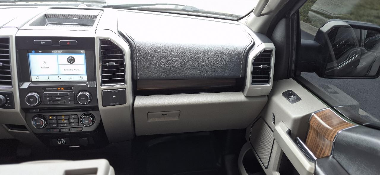 Ford F-150 Lariat SuperCrew 6.5-ft. Bed 4WD 2017