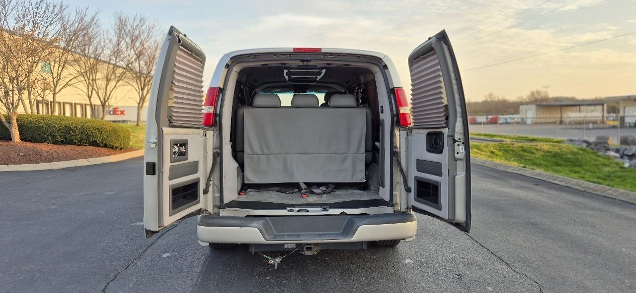 GMC Savana G1500 Cargo 2006