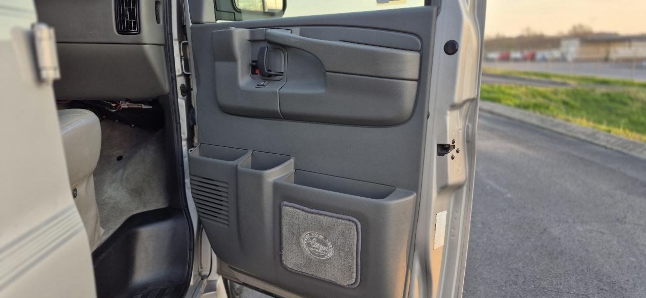 GMC Savana G1500 Cargo 2006