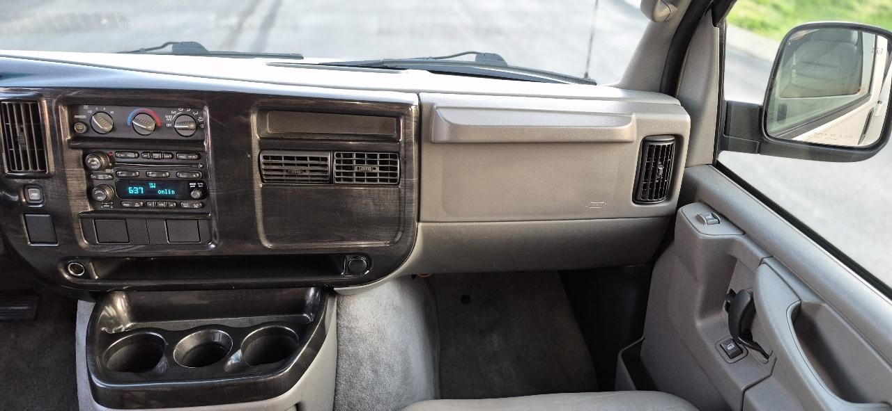 GMC Savana G1500 Cargo 2006