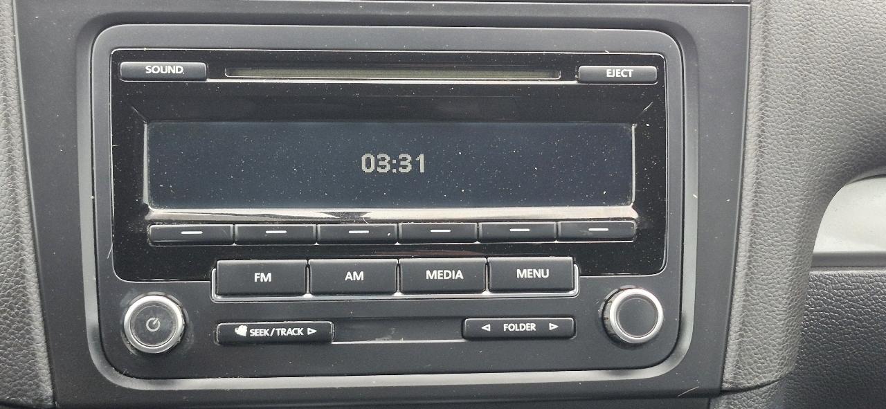 Volkswagen Golf 2.5L Conv & Sunroof 4 Door PZEV 2012