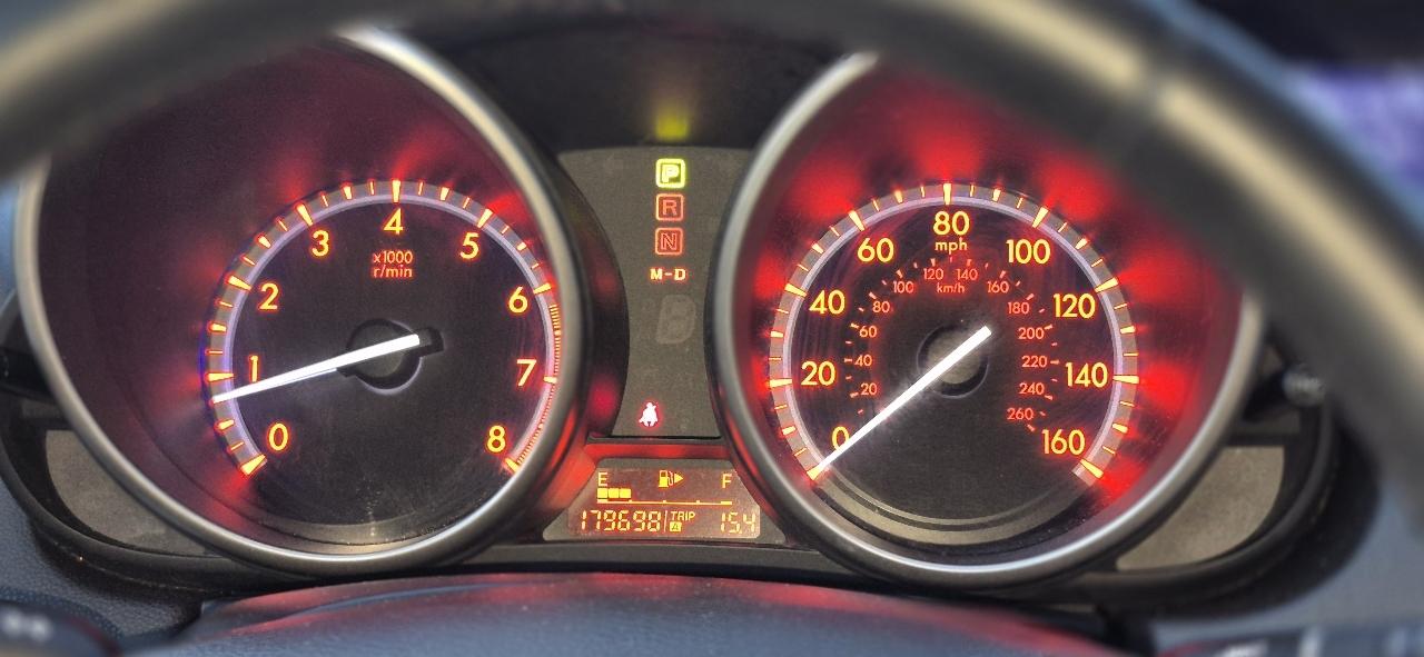 Mazda MAZDA3 s Sport 5-Door 2011