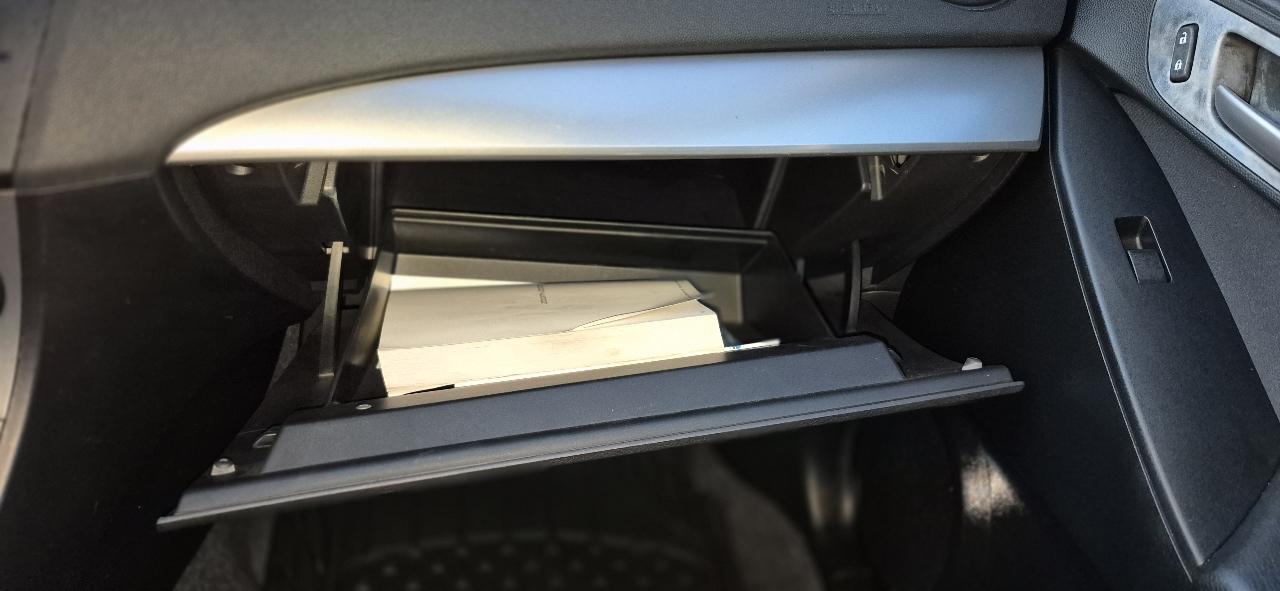 Mazda MAZDA3 s Sport 5-Door 2011