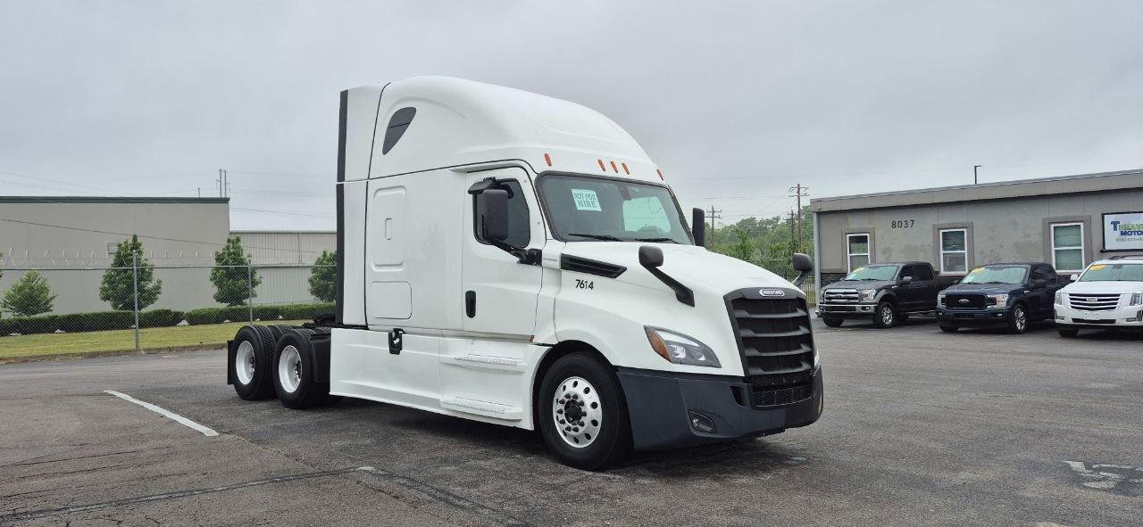 Freightliner Cascadia 125  2021