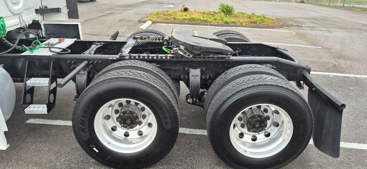 Freightliner Cascadia 125  2021