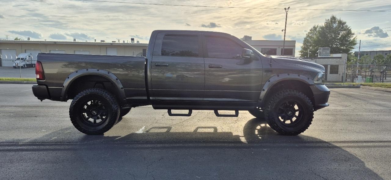 RAM 1500 Sport Crew Cab LWB 4WD 2016