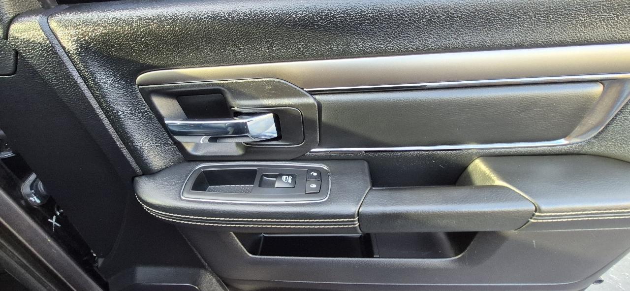 RAM 1500 Sport Crew Cab LWB 4WD 2016