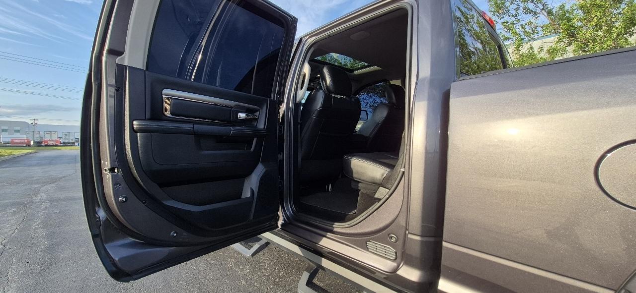 RAM 1500 Sport Crew Cab LWB 4WD 2016