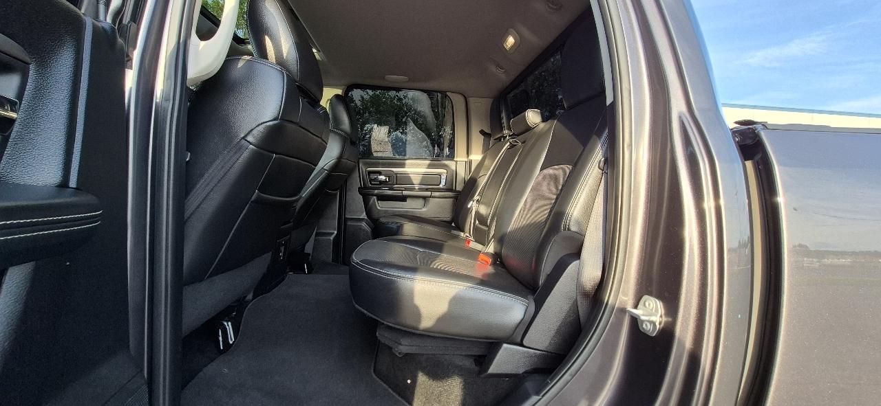 RAM 1500 Sport Crew Cab LWB 4WD 2016