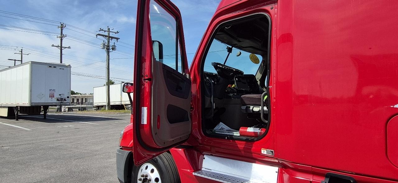 Freightliner Cascadia Evo  2018