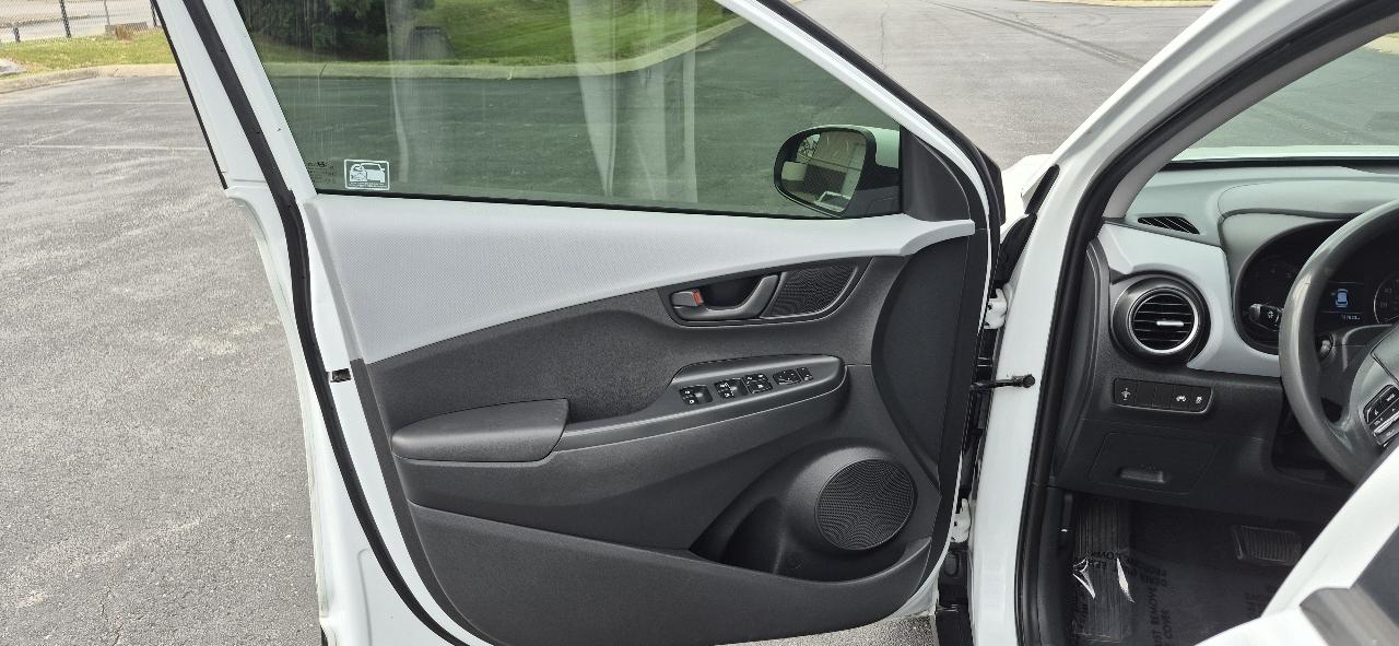 Hyundai Kona SE 4D SUV AWD 2.0L 2019
