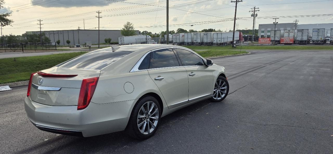 Cadillac XTS 4dr Sdn FWD 2015