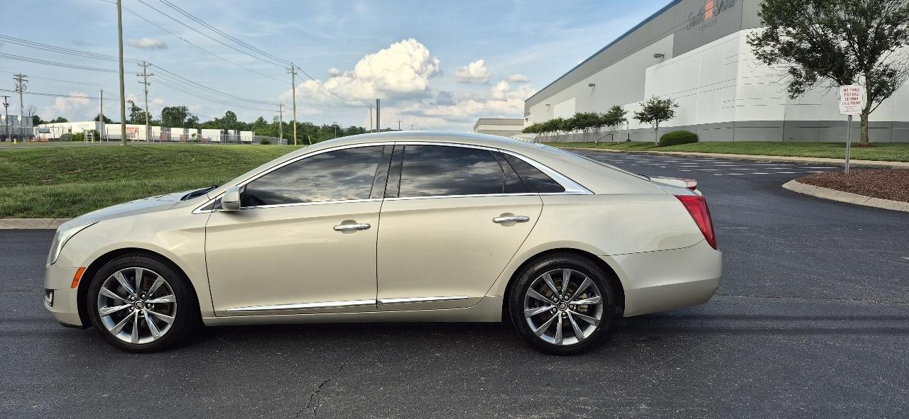 Cadillac XTS 4dr Sdn FWD 2015