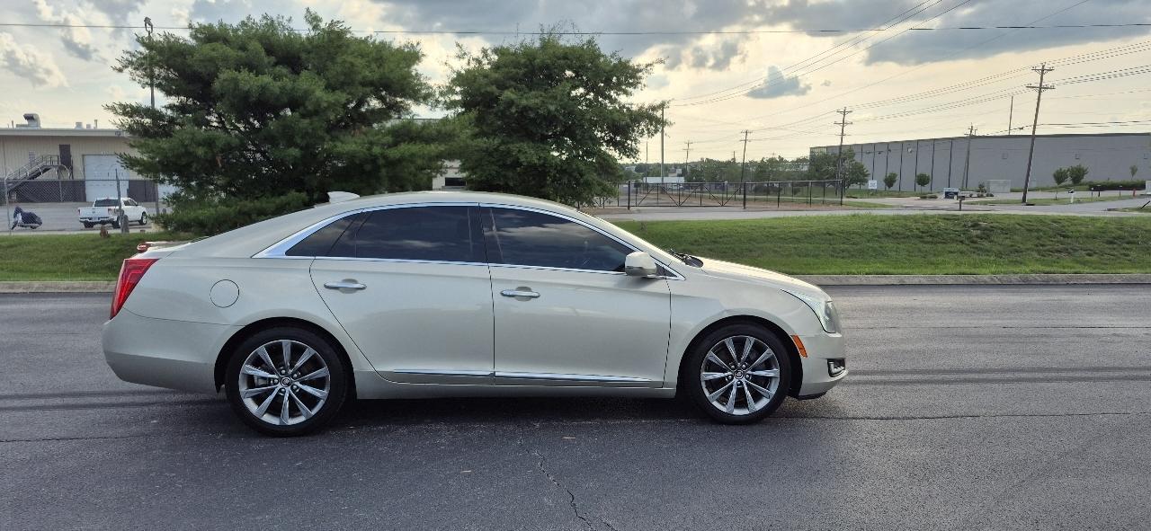 Cadillac XTS 4dr Sdn FWD 2015