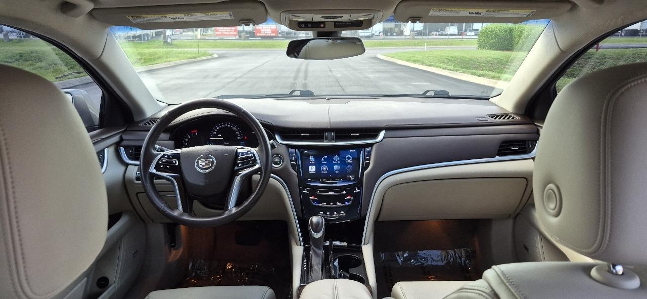 Cadillac XTS 4dr Sdn FWD 2015