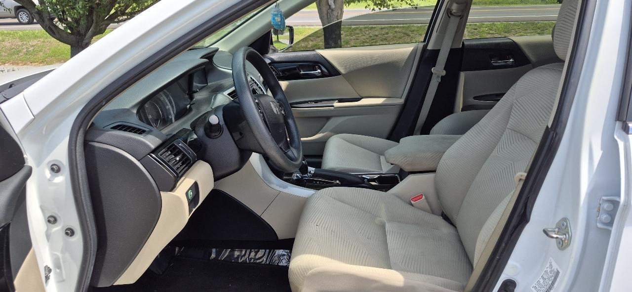 Honda Accord 4dr Sedan LX Auto 2016