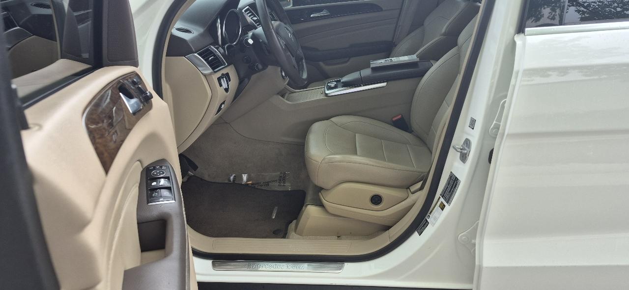 Mercedes-Benz M Class ML350 4D SUV 2014