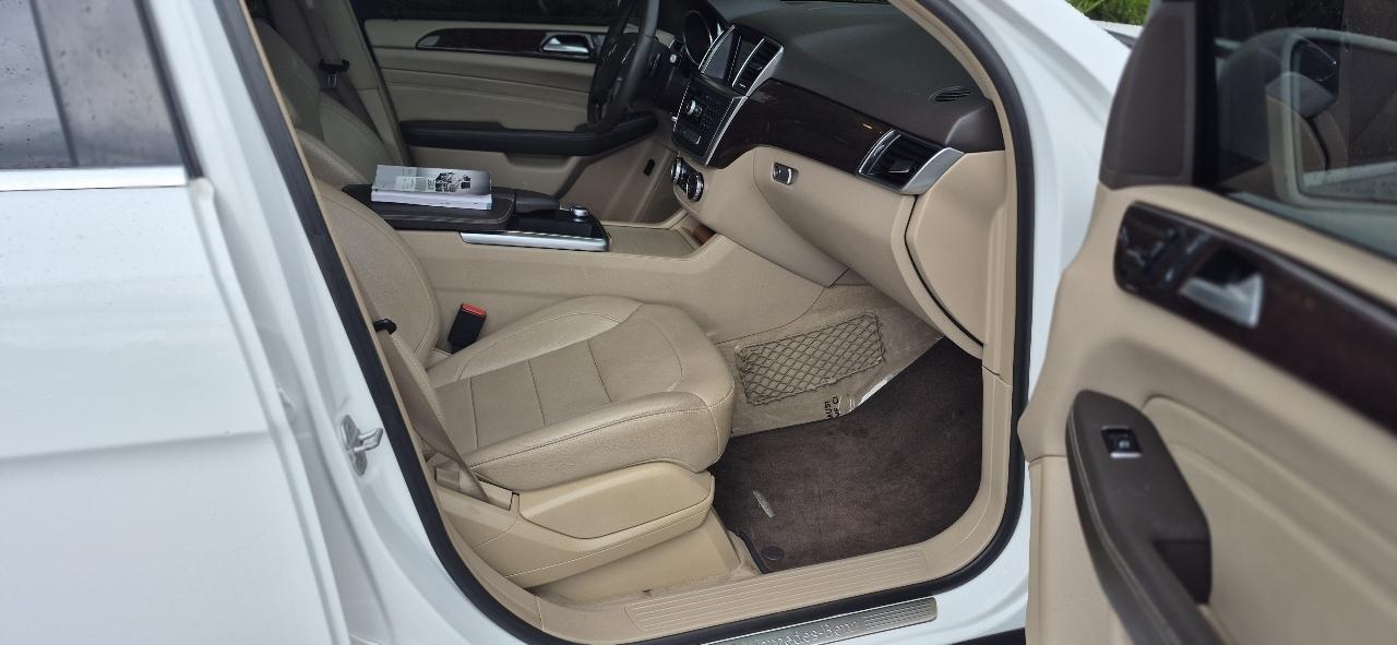Mercedes-Benz M Class ML350 4D SUV 2014