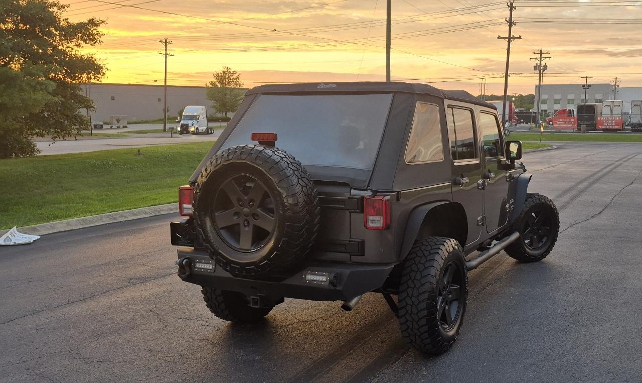 Jeep Wrangler Unlimited 4WD 4dr Sport 2014