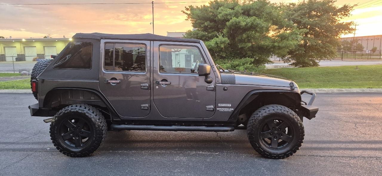 Jeep Wrangler Unlimited 4WD 4dr Sport 2014